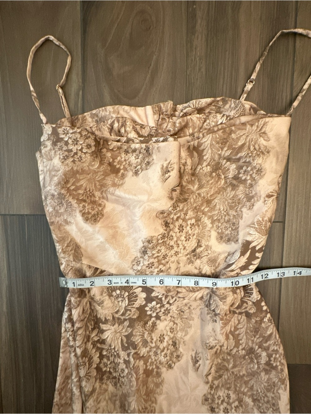 House of CB NALANI
Gold Patterned Satin Maxi Dress - Limited Edition size - M - Picture 7 of 8